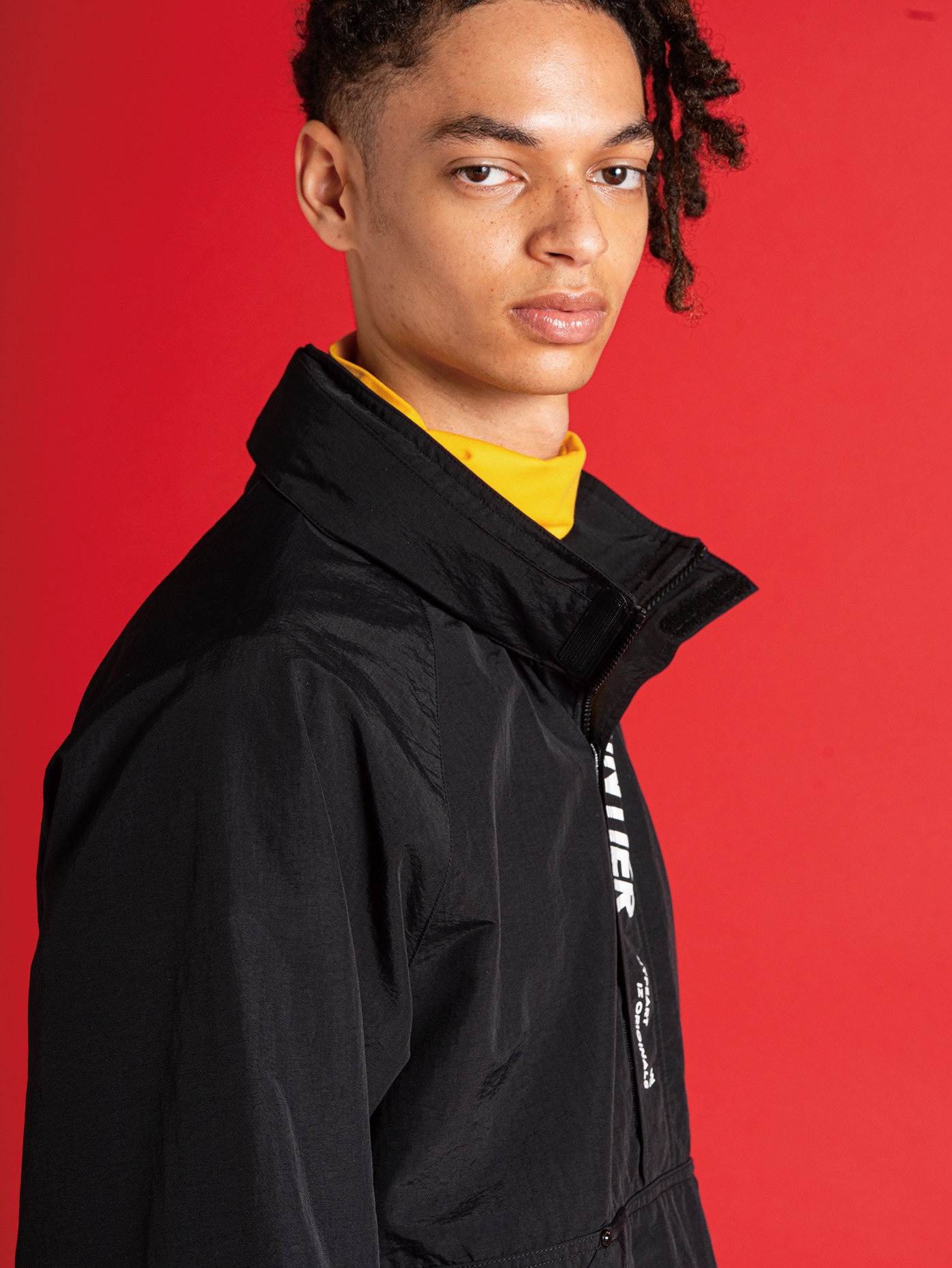 I'Z FRONTIER HARD TASRAN NYLON HALF ZIP PARKA #9019 レアブラック